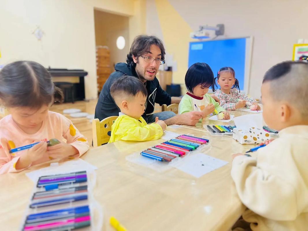 跟美国幼儿园老师学早教