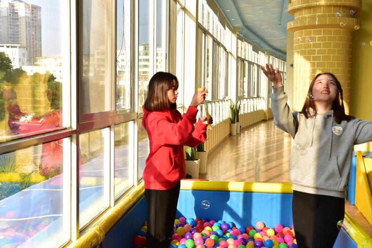 hello宝贝早教中心