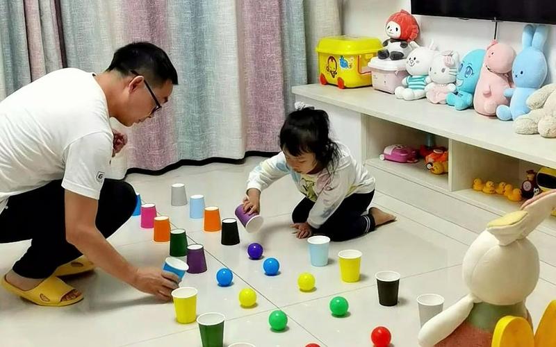 小班亲子室内早教游戏