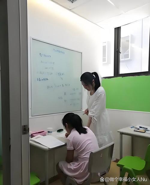 早教英语教师怎么上课