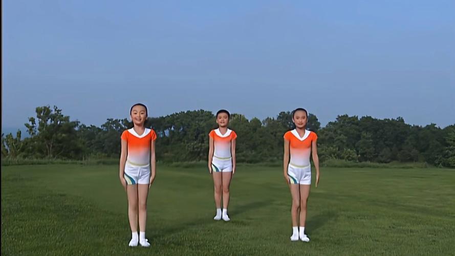 小学生广播体操 七彩阳光