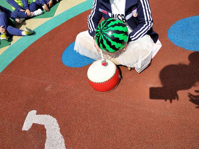 早教音乐亲子游戏传球